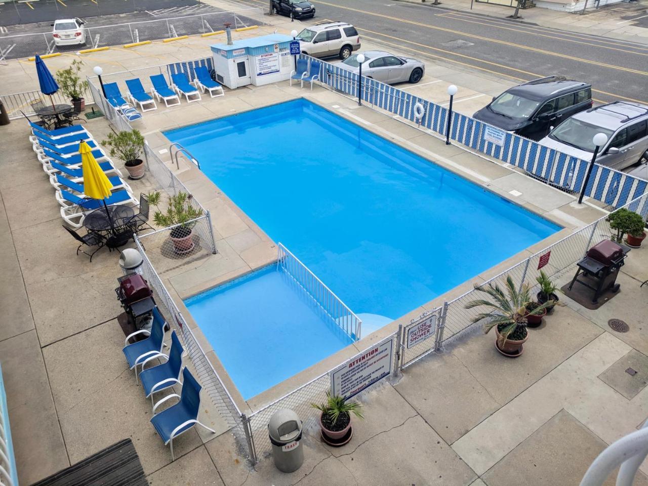Calypso Boutique Hotel Wildwood Exterior photo